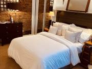 Luxury Garden Studio Apartment – Private Entrance