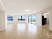 LUXURY HARBOURVIEW APARTMENT