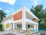 Luxury Hillside Villa with 180° City, Sea, and Mountain...