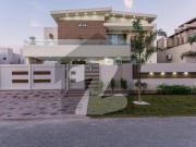 Luxury House Modern 1 Kanal House At Prime Location