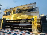 Luxury House Modern Amenities
