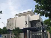 Luxury House with Pool at Manila Southwoods Residential...