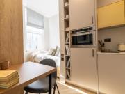 Luxury Ideal For Students Available In September