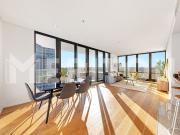 Luxury inner Sydney apartment with unparalleled sunlight...