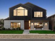 Luxury Lakeside Living!