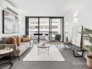 LUXURY LIFESTYLE IN A SOUGHT AFTER RIVERSIDE SETTING