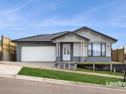 LUXURY, LIFESTYLE & LOCATION IN HEART OF ROSENTHAL