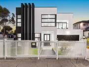 Luxury Living at Its Finest 138 Highlander Drive,...