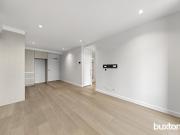 Luxury Living in the Heart of Docklands