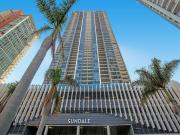Luxury Living with Panoramic Views – Sundale Meriton,...