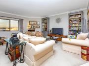 LUXURY LIVING WITH SPECTACULAR CITY & RIVER VIEWS *...