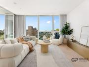 Luxury Living with Spectacular Harbour and Opera House Views
