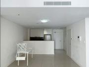 Luxury Modern Apartment in the Heart of Mascot Oversized...
