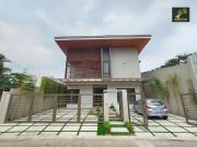 Luxury Modern House with Private Pool for Sale in BF...