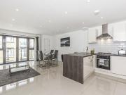 Luxury New 2 Bed 2 Bath, Limehouse E14