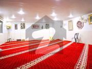Luxury new flat for rent shaheed millat road