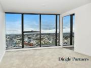 Luxury North Facing Apartment with Panoramic CBD Views