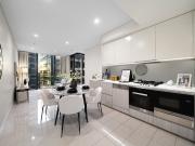 Luxury oasis in the cosmopolitan heart of Sydney's CBD