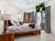 Luxury Oceanfront Living Yorkey's Knob!