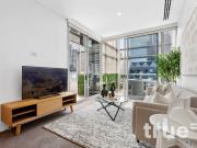 LUXURY PENTHOUSE LIVING WITH STUNNING HARBOUR VIEWS