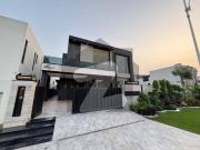 Luxury Redefined 1 Kanal 5 Bed Modern Bungalow in DHA...