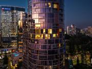 Luxury Riverfront Panorama