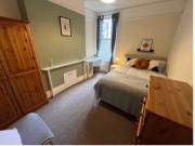 Luxury Rooms Best Location Bills Inlcuded