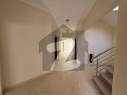 Luxury Sportscity Villas 4Beds, Backyard & Next to Rafi...