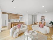 Luxury Three Level Residence | Prestigious City Fringe...