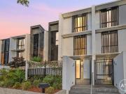 Luxury Torrens Title Terrace in Well Regarded Tailors...