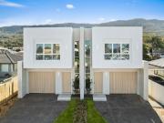 Luxury Torrens Titled Duplex Luxury Torrens Titled Duplex