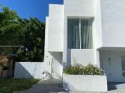 Luxury Townhouse for rent in Hialeah, Florida