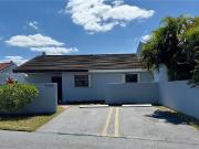 Luxury Townhouse for rent in Miami, Florida