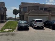 Luxury Townhouse for sale in Hialeah, United States