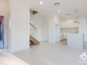 LUXURY TOWNHOUSE in great quiet location