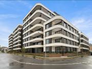 LUXURY UNFURNISHED BRAND NEW APARTMENT IN THE HEART OF...