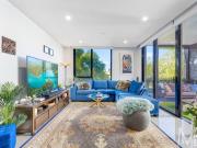 LUXURY URBAN LIVING NEAR GREEN SQUARE