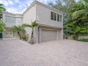 Luxury Villa for rent in Miami, Florida