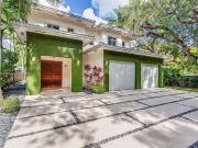 Luxury Villa for rent in Miami, United States