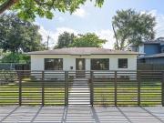 Luxury Villa for rent in Miami, United States