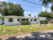 Luxury Villa for rent in Miami, United States