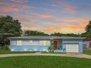 3 bedroom luxury Villa for rent in North Miami, United...
