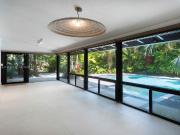 Luxury Villa for sale in Biscayne Park, United States