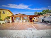 Luxury Villa for sale in Hialeah, Florida