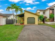 Luxury Villa for sale in Hialeah, Florida