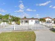 Luxury Villa for sale in Hialeah, United States