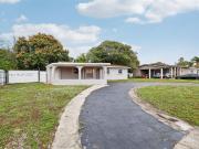 Luxury Villa for sale in Miami Gardens, Florida