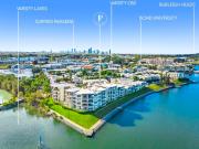 Luxury Villa in the heart of Varsity Lakes
