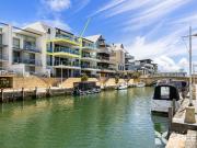 Luxury Waterfront Apartment Overlooking Mandurah's...
