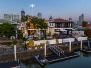 Luxury waterfront living in a secluded island enclave Luxury waterfront living in a secluded island enclave